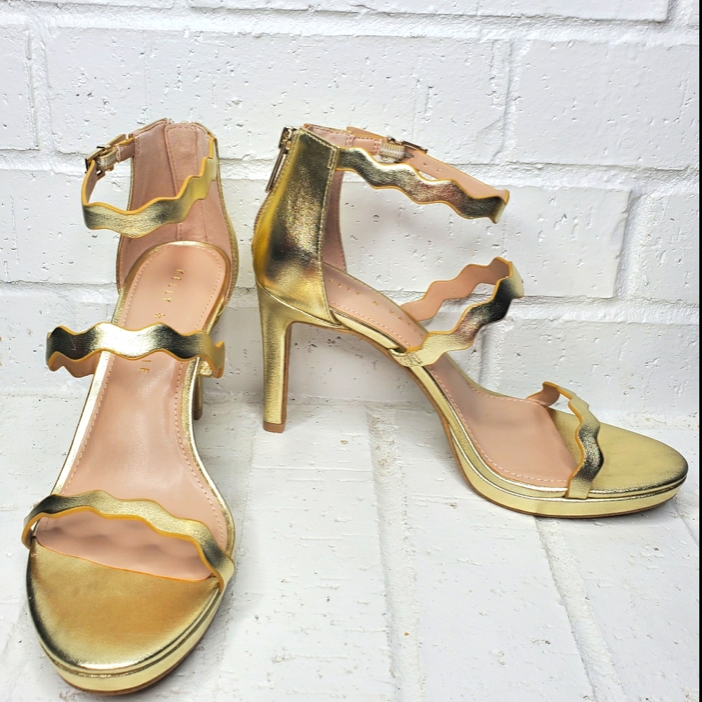 New! Kelly & Katie Litton Platform Sandal